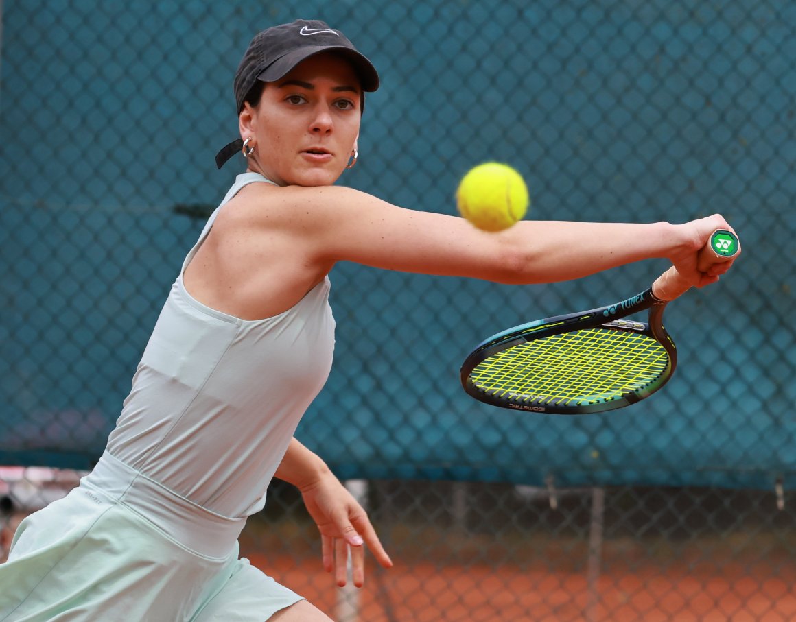 ...Salima Dababi im Matchtiebreak.