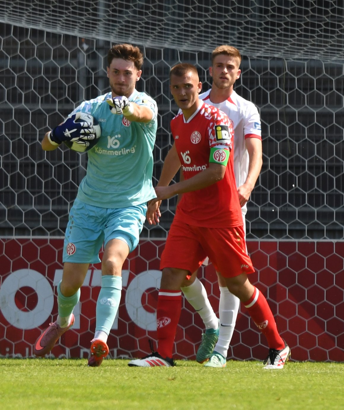 Bislang hütete Maximilian Kinzig das Tor der U23. In die neue Saison geht der Keeper als Nummer drei der Profis.