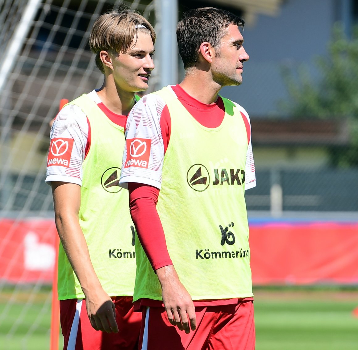 Stefan Bell (r.) ist einer der Routiniers in der Innenverteidigung, denen junge Kollegen wie Kacper Potulski im Nacken sitzen.