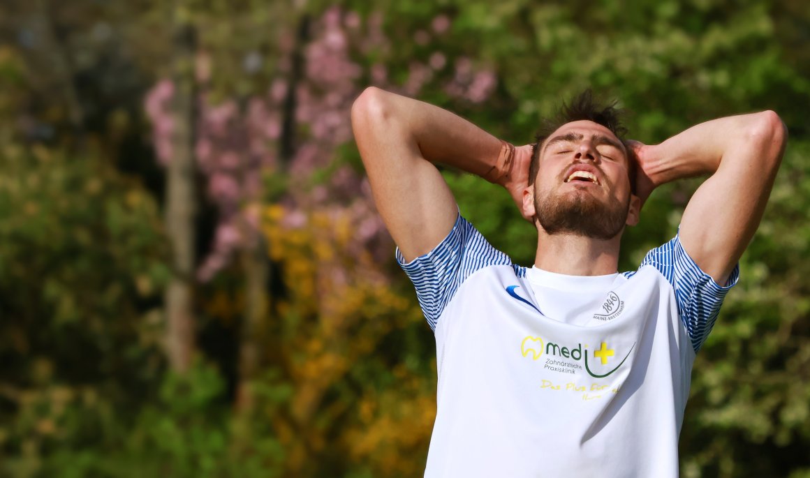 Lukas Helbach erzielte den Bretzenheimer Ausgleichstreffer. Bei einer weiteren Großchance wurde er per Notbremse gestoppt, die der Schiedsrichter als normales Foul einstufte und nur mit Gelb ahndete.
