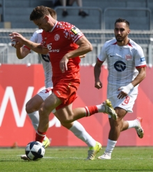 Beim Heimspiel gegen Kickers Offenbach war Fabio Moreno Fell dabei und erzielte sein erstes Regionalligator. Am Bieberer Berg fehlte er dann, zu Höherem berufen.