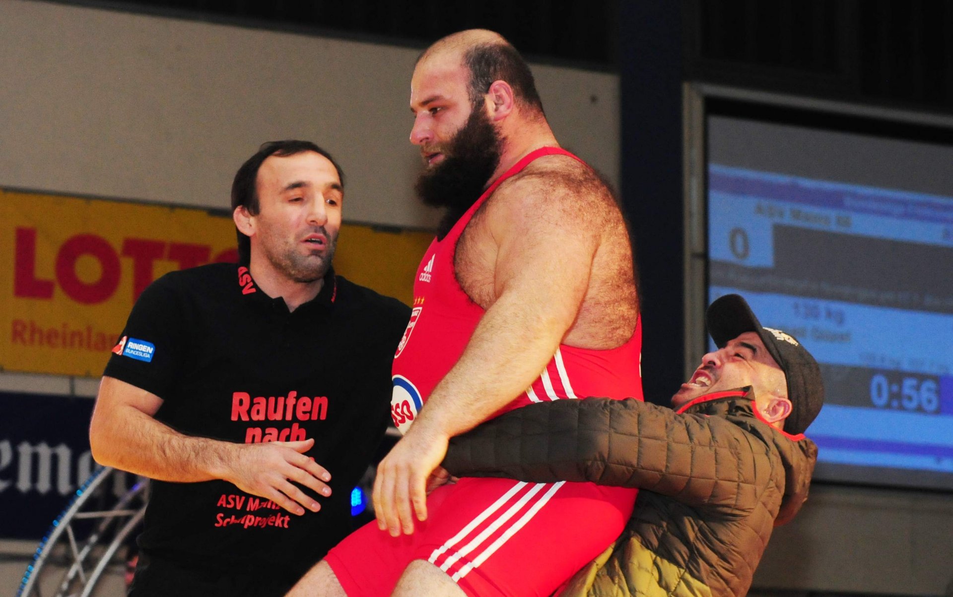 ...und dann die Fans des ASV Mainz 88 in der Mombacher Halle 