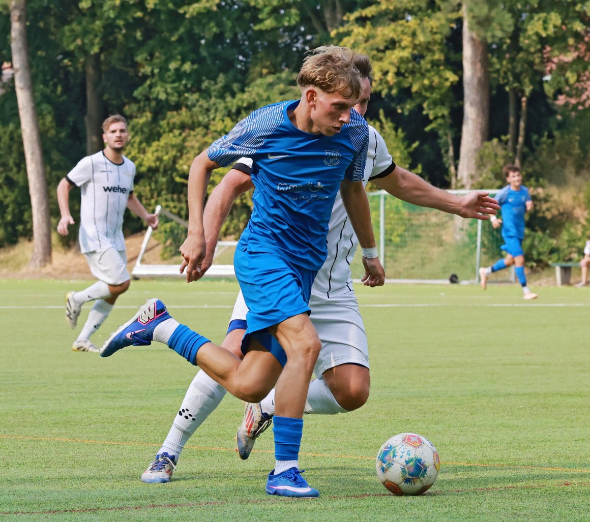 Der vom TSV Gau-Odernheim gekommene Offensivzugang Maximilian Mlaka traf in Kirchheimbolanden zum kurzlebigen 1:1-Ausgleich.