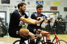 Das hatten sich Moritz Rauch (r.) und Stefan Beismann anders vorgestellt: Nur einen Punkt brachten sie vom ersten Spieltag der Zweitligasaison aus Waldrems mit.