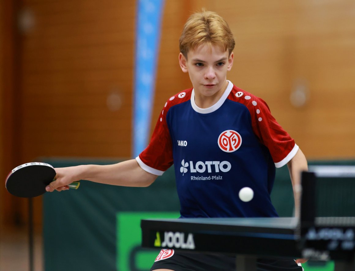 Ladimir Mayorov steht vor seinem Debüt in der Zweiten Bundesliga.
