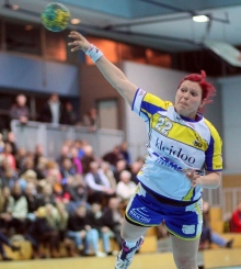 Ein Fehlwurf von der Siebenmeterlinie unterlief Annika Hermenau im Spitzenspiel beim 1. FC Köln, ansonsten gelang es ihr genauso wenig wie ihren Kolleginnen im Rückraum, Gefahr auszustrahlen oder sich durchzuwurschteln.