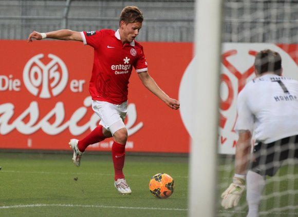 Defensiv und im Spielaufbau machten Felix Müller und seine Kollegen einen guten Eindruck auf Trainer Sandro Schwarz. Allerdings tauchten sie nur selten gefährlich vor dem Hansa-Tor auf.