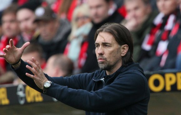 Bewies Stehvermögen: Martin Schmidt war während seines Bundesligadebüts fast 90 Minuten auf den Beinen.