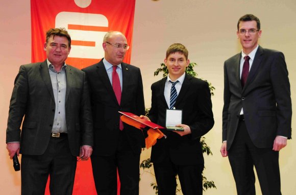 Ausgezeichnet mit der Sportplakette in Bronze: Sportschütze Sebstian Herrmany von der Gehörlosensportgemeinschaft.