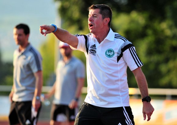 Da geht's lang: Jürgen Collet will sich am Freitagabend mit der SpVgg Ingelheim auf den Weg machen, den FK Pirmasens II und womöglich auch Alemannia Waldalgesheim abzufangen.
