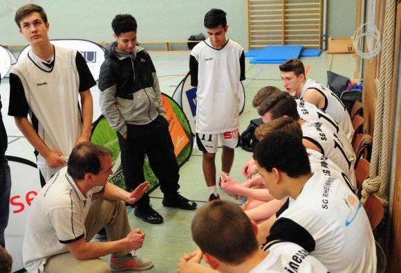 Trotz diverser Ausfälle schlug sich das JBBL-Team der SG RheinHessen in Ludwigsburg so, dass Trainer Wolfgang Ortmann zufrieden war. Und die Chance auf den Einzug in die Play-offs besitzt die Mannschaft nach wie vor.