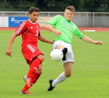 Wird im jungen Ingelheimer Team als Stabilisator benötigt: Thorsten Kleber (r.).
