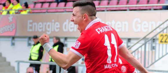 „Jetzt bin ich wieder hier“: Dennis Franzin schrie die Freude über seinen Treffer zum 1:0 heraus.