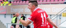„Jetzt bin ich wieder hier“: Dennis Franzin schrie die Freude über seinen Treffer zum 1:0 heraus.
