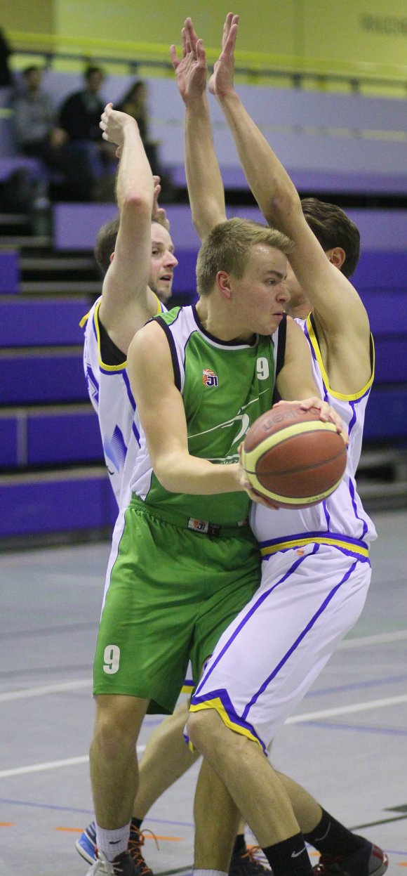 Florian Kirchhoff war einer der fünf Lerchenberger, die den Tabellenzweiten TV Bad Bergzabern bis in die Mitte des letzten Viertels beinahe verzweifeln ließen.