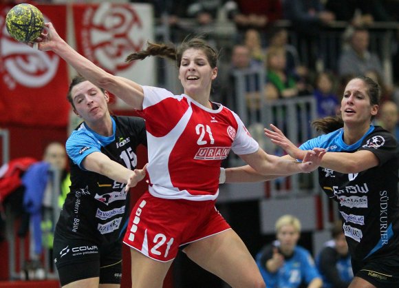 Für Kreisläuferin Katharina Wagner und den FSV Mainz 05 geht es gegen den HC Rödertal um den einstelligen Platz in der Abschlusstabelle, der nur bei einem Sieg über die Sächsinnen erreichbar bleibt.