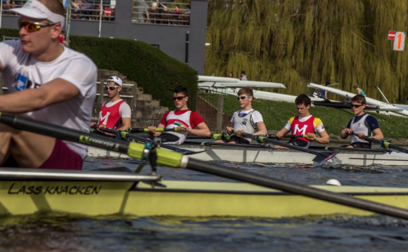 Legten sich im Achter mächtig ins Zeug: Leon Schmitt, Lukas Effert, Henry Duis und Jakob Schauer.