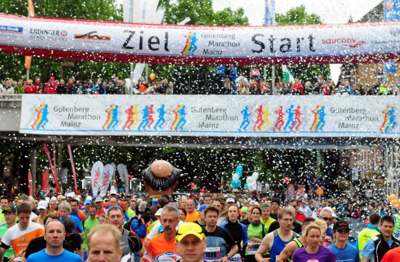 Nicht jeder, der (Halb-)Marathon läuft, ist auch dafür geschaffen. Doch längst nicht jeder, der nicht dafür geschaffen ist, unterzieht sich vorher einer sportmedizinischen Untersuchung.
