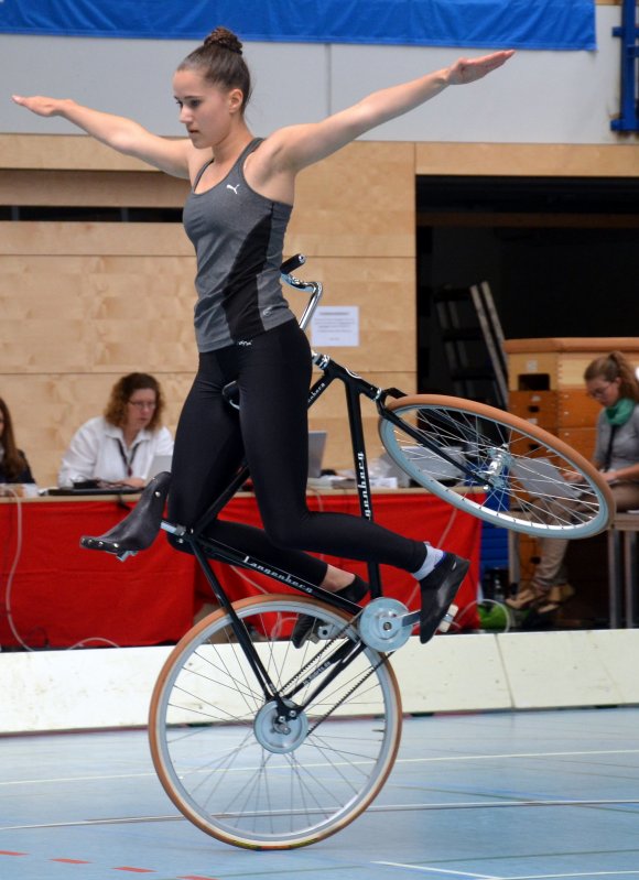 Ziel erreicht: Cara Schmitt beendete die Junioren DM auf einem Top-Ten-Platz.
