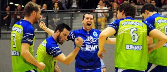 Noch einmal jubeln durften die TGM-Volleyballer: Am letzten Spieltag bezwangen sie den ASV Dachau mit 3:1 - den Abstieg konnten sie damit allerdings nicht mehr verhindern.