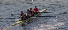 Vierer mit Perspektive: Paul Volkert (Dritter von links) gewann in Heidelberg drei Titel.
