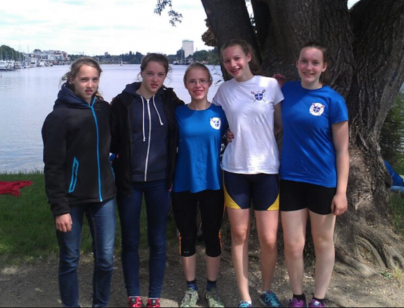 Vierte in der Wettkampfklasse 2: Lisa Plötz, Alina Gehlhaar, Leonie Demming und Steuerfrau Miriam Kinkel.