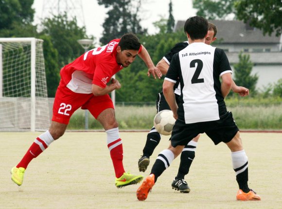 Sergen Yesilyurt durfte im letzten Saisonspiel ausnahmsweise einmal von Begin an ran und dankte es mit dem Treffer zum 1:0.