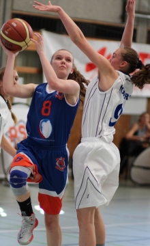 Die U15-Spielerinnen des ASC Mainz mit Lena Kipper gaben alles, ... 