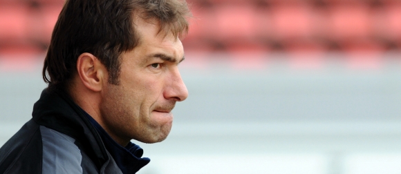 Will nicht tatenlos auf dem heimischen Sofa herumsitzen: Peter Neustädter (hier als Trainer der 05-Amateure) arbeitet jetzt in Baku.