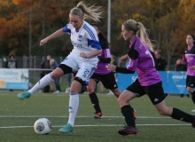 Durch diese Saison sind Chiara Loos (l.) und die Schott-Frauen bislang ohne Punktverlust geeilt. In der Zweiten Liga werden sich die Mainzerinnen umstellen müssen.