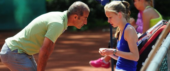 Sinja Kraus verlor ihr Einzel unglücklich im Match-Tiebreak. Trainer Babak Momeni war dennoch begeistert von der Leistung der 13-Jährigen.